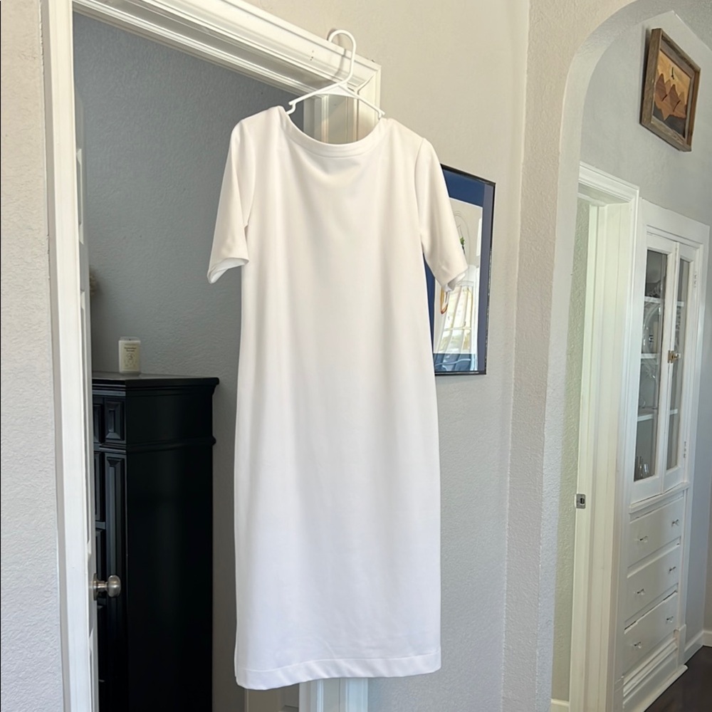 Elegant White Midi Dress